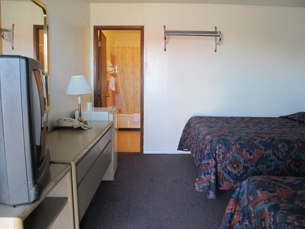 Economy Inn Ontario Camera foto