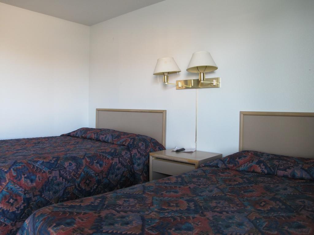 Economy Inn Ontario Camera foto